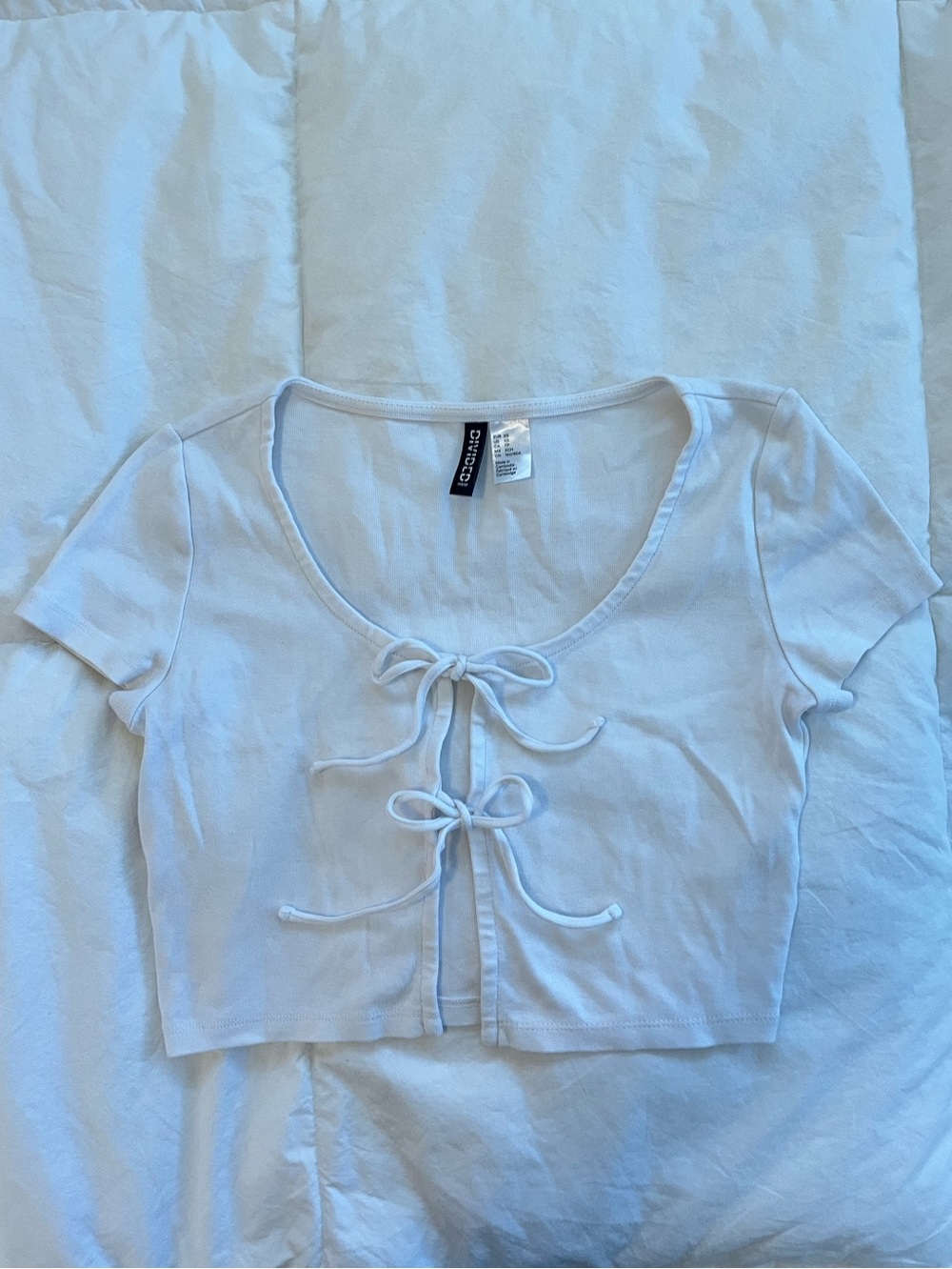 Divided White Tie-Front Short Sleeve